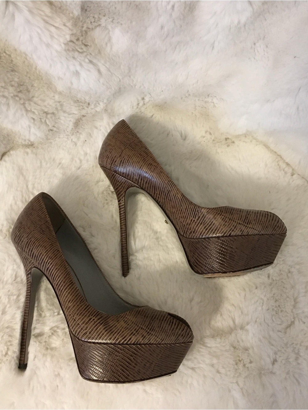 Sergio Rossi Snake Print Karung Leather Peep Toe Pump Heels Size 37 6.5